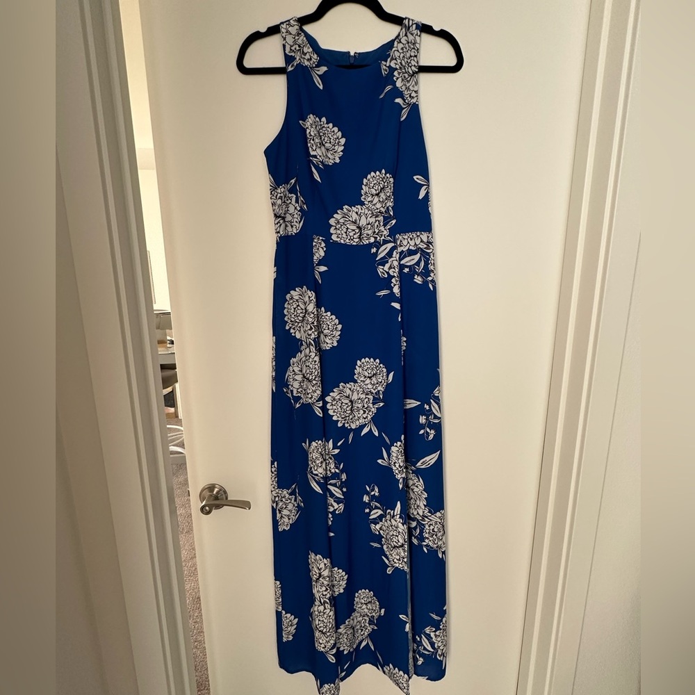 Vince Camuto Blue White Floral Maxi Sundress - Picture 2 of 4